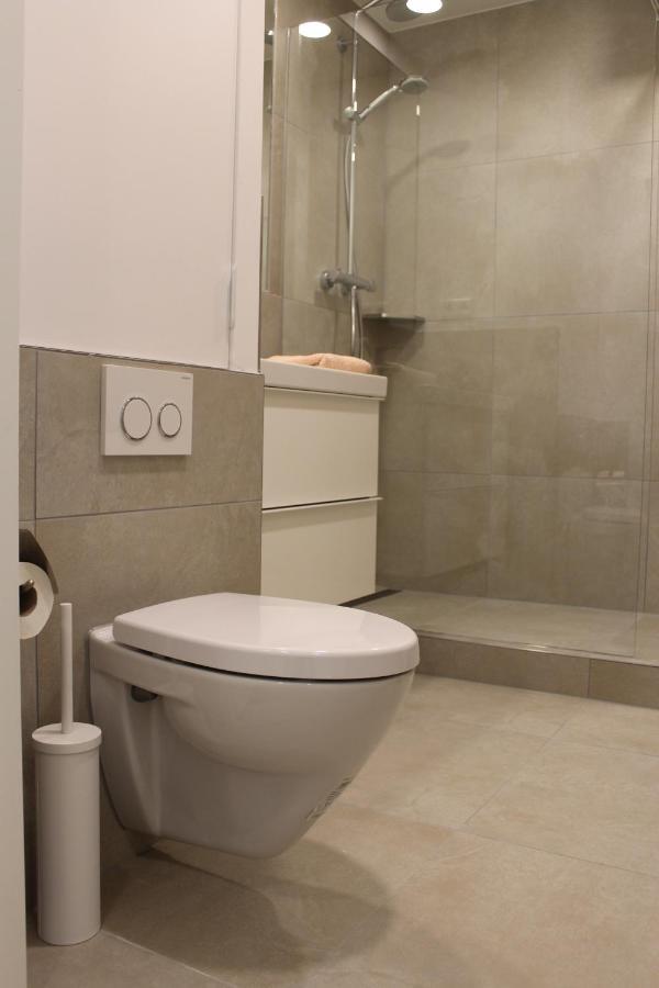 Appartement Hideaway Nr 17 - Amelander Kaap Hollum  Extérieur photo